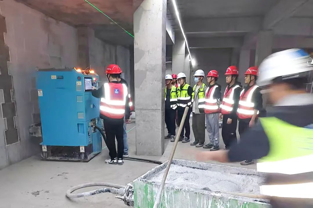 中建八局（上海）與蔚建科技聯合舉辦施工機器人技能培訓大賽(圖6)