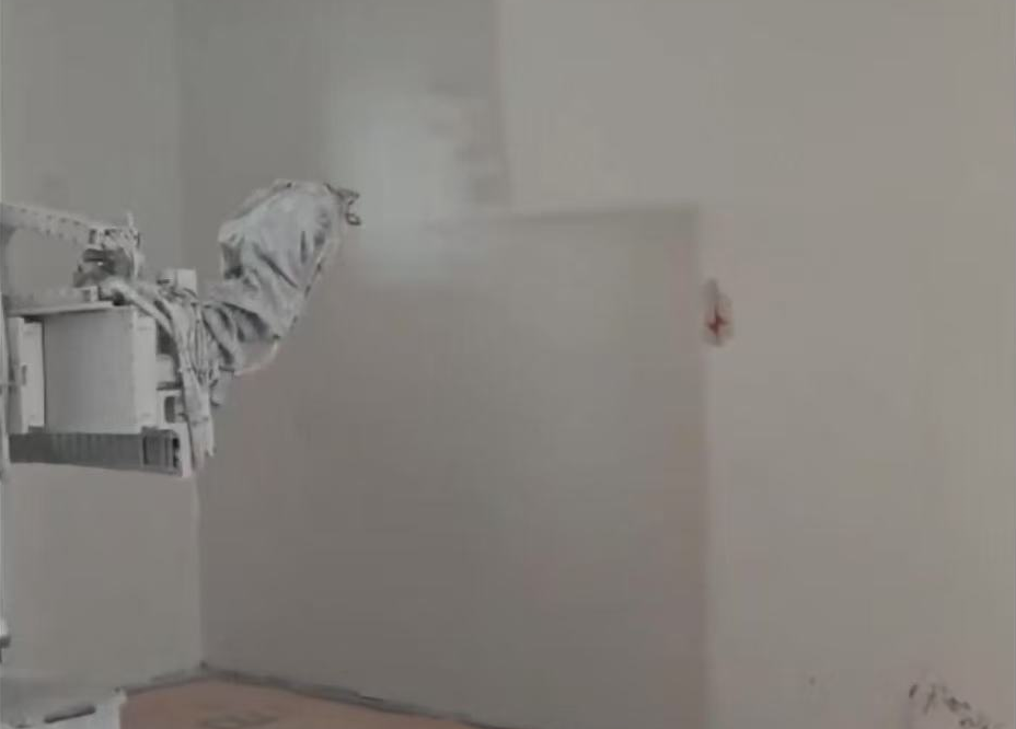 中建八局上海周浦住宅樓項目噴涂