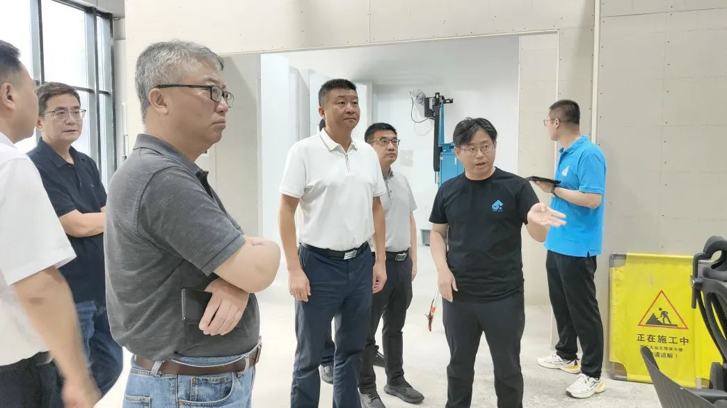 浙江臺州市建設局與上海市工程質協代表團蒞臨蔚建科技考察交流(圖3)