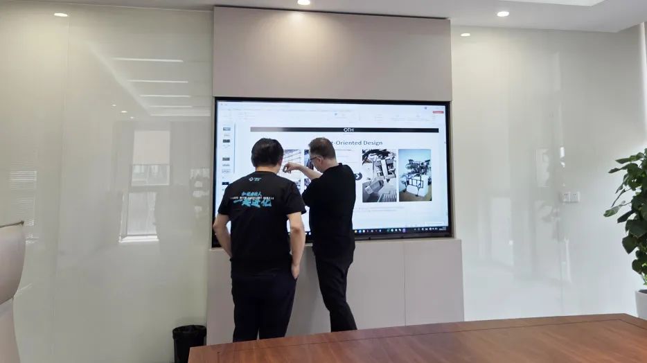 德國雷根斯堡應用科學大學教授Thomas Linner來蔚建學術交流(圖2)